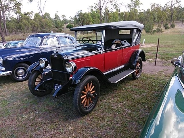 Attached picture 1926 Holden bodied Tourer.jpg